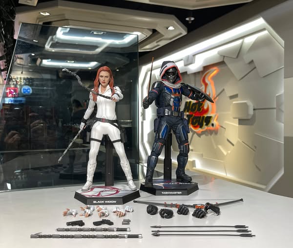 k*n様 【訳あり】ホットトイズ ブラックウィドウ スノースーツ版 ホットトイズ MMS601 ブラック・ウィドウ スノースーツ版 – ブラザーズ