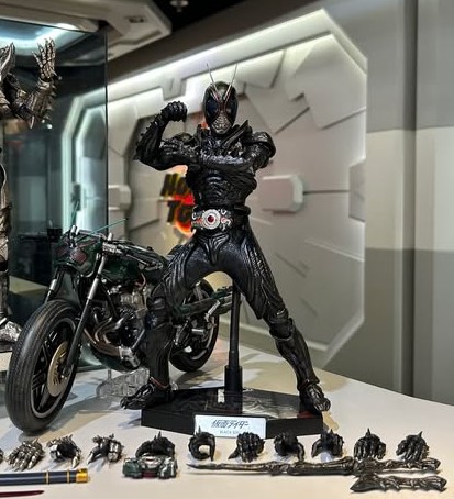 ホットトイズTMS100b 仮面ライダー1/6 BLACK SUN 特典付 ホットトイズTMS100b 仮面ライダー BLACK SUN 特典付 – ブラザーズホビー