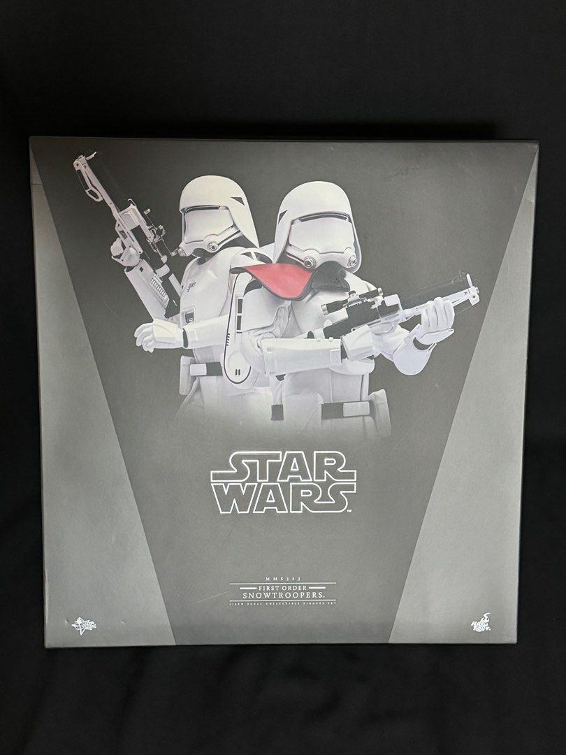 ホットトイズMMS323 スター・ウォーズ ファースト・オーダー スノートルーパー（通常版＆将校版） ２体セット Star Wars 1/6 フィギュア　The Force Awakens - First Order Snowtroopers Set (Regular & Officer Versions) [With Bonus Accessory]｜ブラザーズ・ホビー