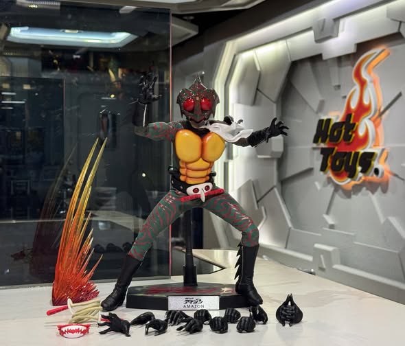 ホットトイズ TMS184『 仮面ライダーアマゾン』仮面ライダー アマゾン