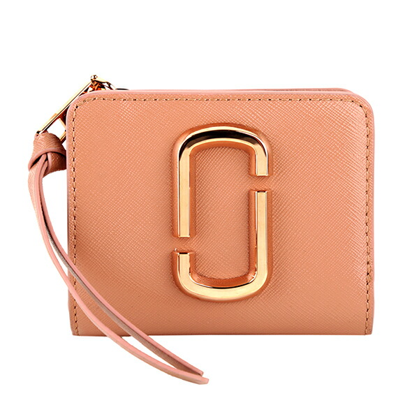 人気ブランドを 楽天市場 最大3000円offクーポン 5 17 月 14 00まで マークジェイコブス 2つ折り財布 Marc Jacobs M 259 財布 スナップショット Dtm Snapshot Dtm Mini Compact Wallet レディース Sunkissed サンキスド ベージュ 送料無料 ブランド