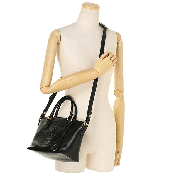 معجنات اكتب تقرير عرض عمل prada sito ufficiale borse amazon -  levincosmetology.com