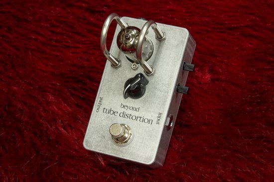 【new】Beyond / Tube Distortion【送料無料】