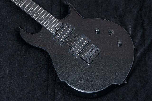 【エレキベース】HEX Guitars NB300ブラック(エリクサー張り) Gmov8dzaQAAy7Sa.jpg