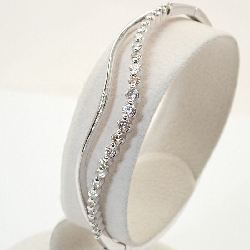 K18WG ダイヤ1.01ct バングル 内周16ｃｍ 【中古】