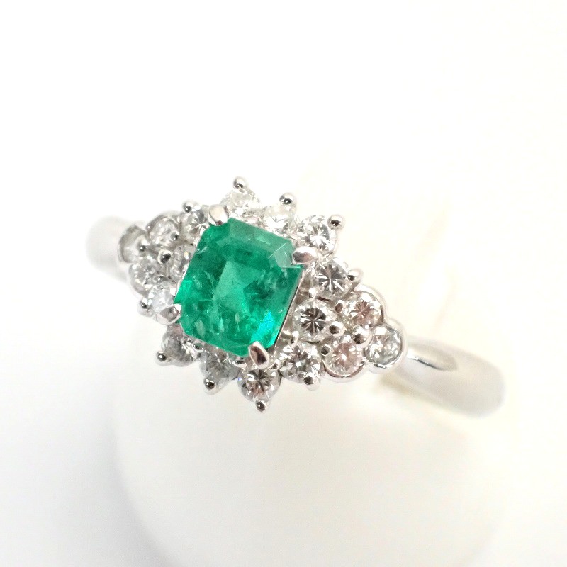 Pt900 エメラルド0.47ct ダイヤモンド0.34ct リング 11号 【中古】 【ノンブランドジュエリー】【店長のおすすめ】