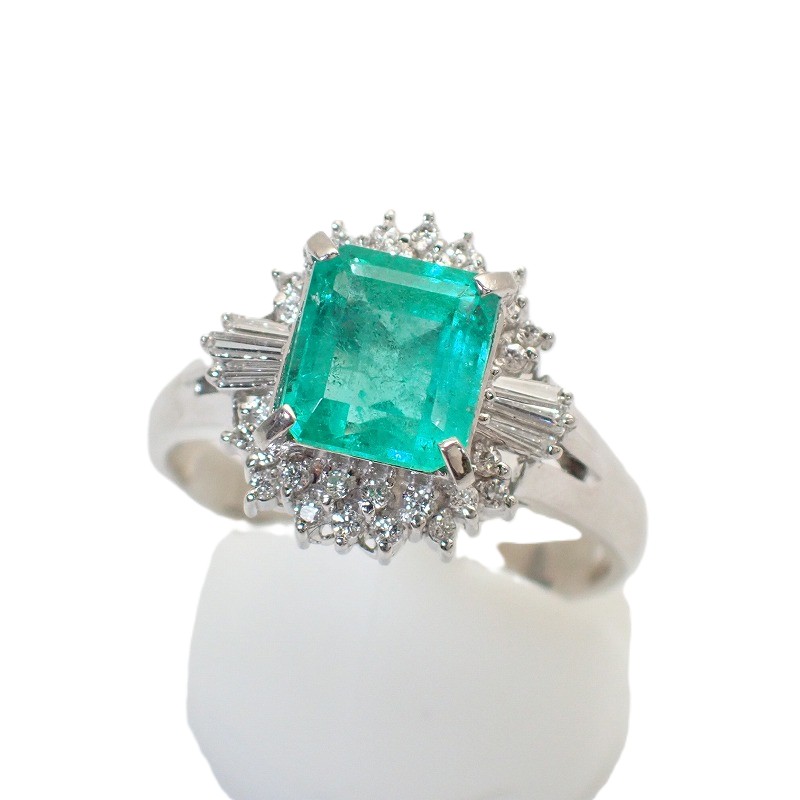 Pt900 エメラルド1.92ct ダイヤモンド0.26ct リング 19号 【中古】 【ノンブランドジュエリー】【店長のおすすめ】