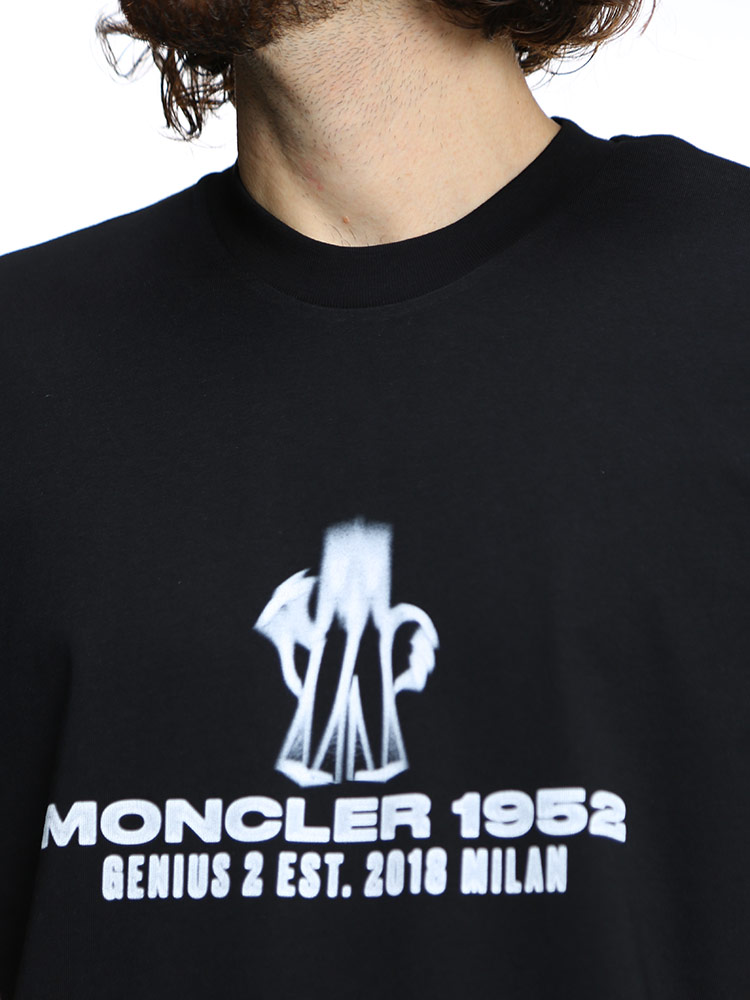 MONCLER】アイコン フロントロゴ コットンTシャツ 関税込 トップス T