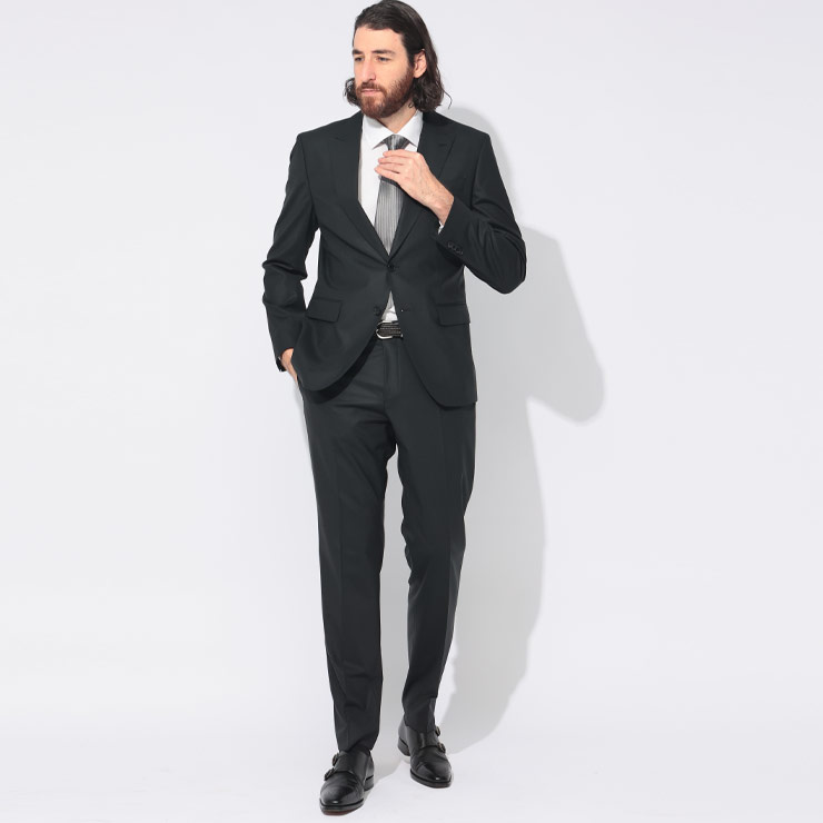 ヒューゴボス　春夏用セットアップスーツ　黒　サイズ44　Mの方 ヒューゴボス 春夏用セットアップスーツ 黒 サイズ44 Mの方