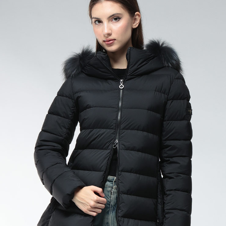 タトラス ダウンジャケット コート ネイビー ラビアナ フード取外可 紺 TATRAS タトラス ダウンジャケット LAVIANA ラビアナ レディース