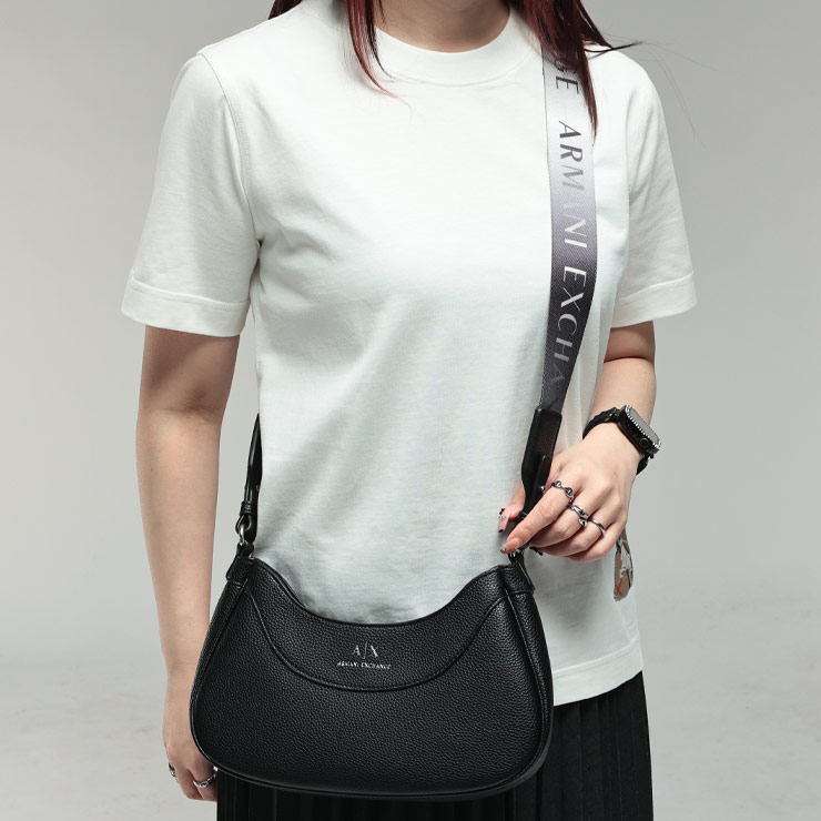 アルマーニ エクスチェンジ レディース バッグ ARMANI EXCHANGE ロゴ 型押し ショルダーバッグ AEL942883CC783 ブランド 鞄 ブラック プレゼント ギフト