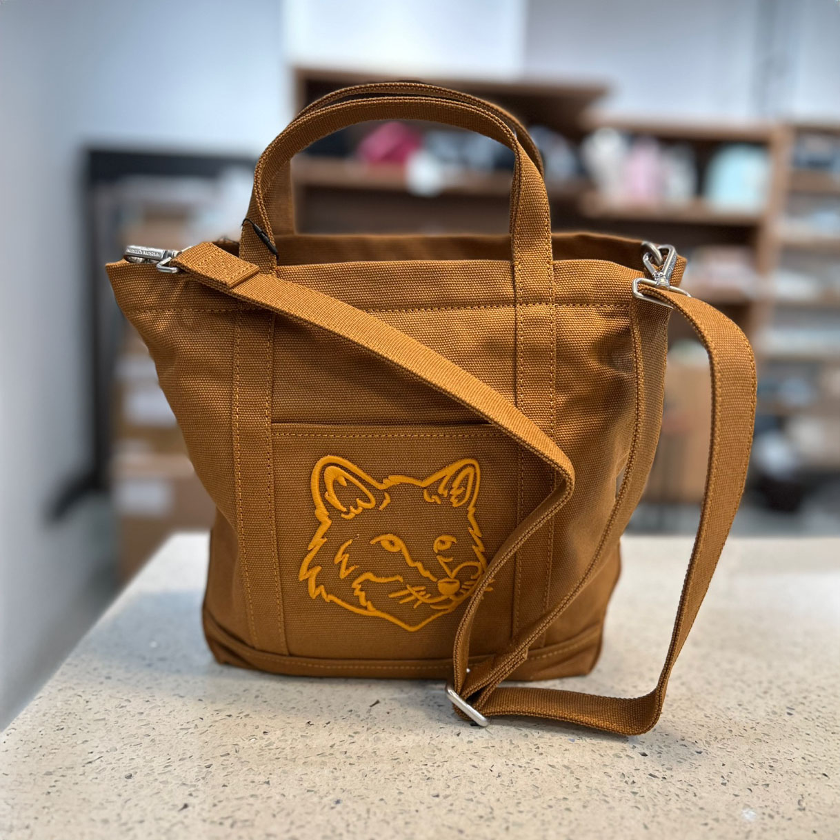 MAISON KITSUNE トートバッグ 楽天市場】メゾンキツネ トートバッグ ショルダーバッグ