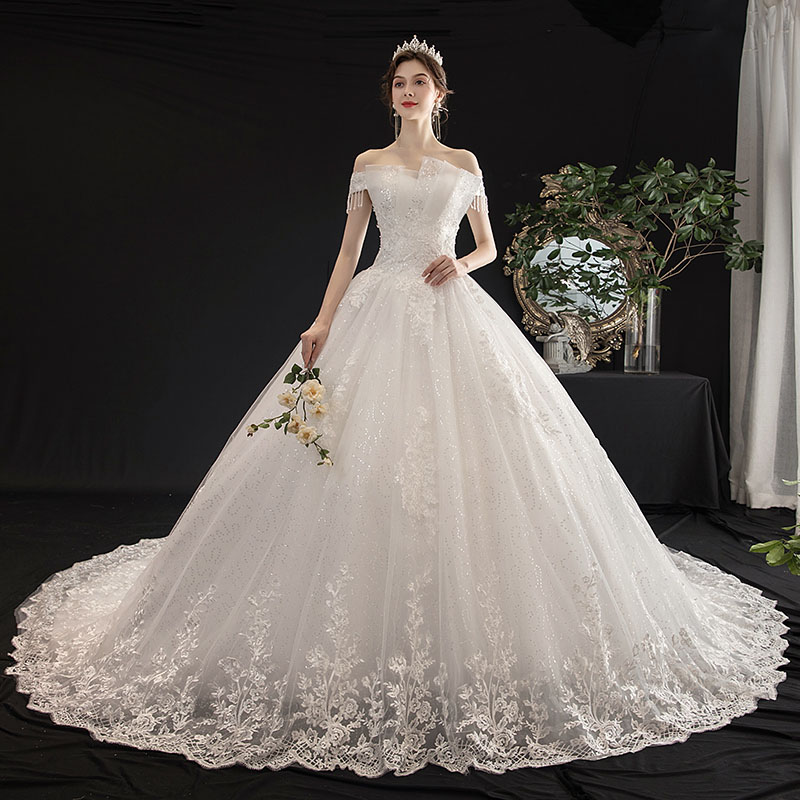 ウエディングドレス ロングトレーン 二次会 プリンセスラインドレス 花嫁 結婚式 披露宴フォマールドレスお姫様 着痩せ 20代30代40代 ブライダル 高級 オフショルダー ロングドレス 刺繍 セミオーダー/編み上げ