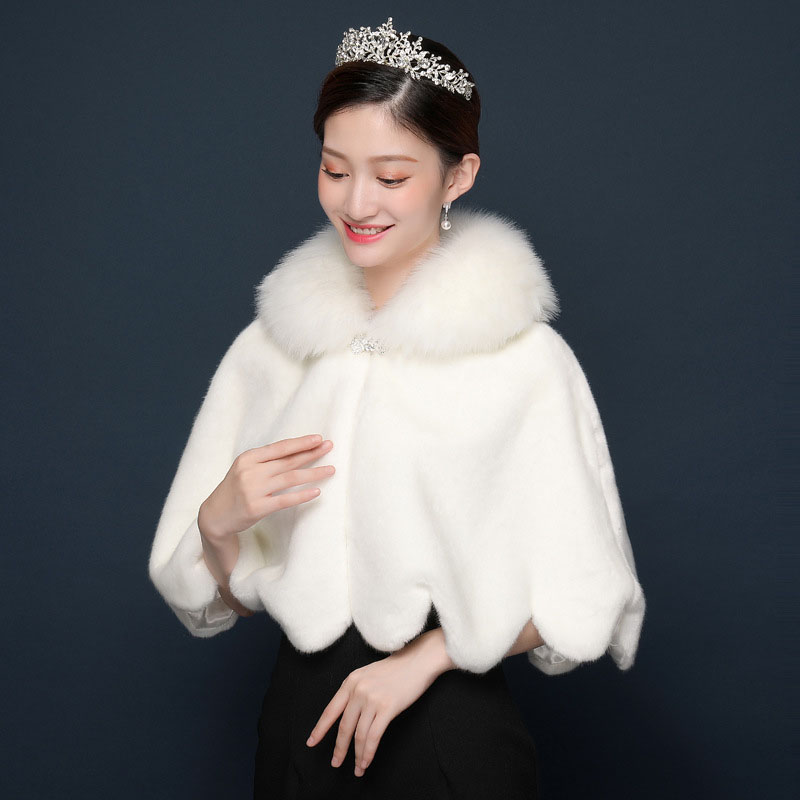 結婚式 ウエディング ショール 肩掛け ストール ケープ ファーショール ボレロ 花嫁 二次会 ブライダル用 秋冬 ファーケープ 発表会 成人式 ファーボレロ