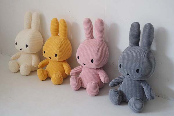 50cm Miffy Corduroy 50cm ミッフィー コーデュロイ ぬいぐるみ 50cm おしゃれ かわいい 人形 カラー グッズ コールテン ボントントイズ Btt 001 キャラクター ビロード 生地 大人 インテリア Bon Ton Toys ミッフィ うさぎ 動物 キッズ Ocrmglobal Com