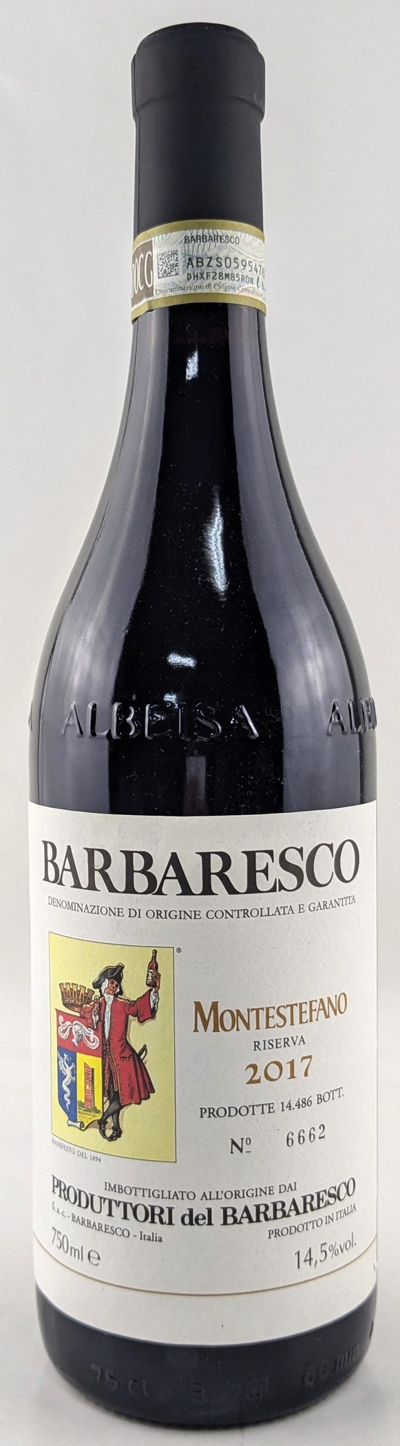 【イタリア・赤】プロドゥットーリ・バルバレスコ・リゼルヴァモンテステファーノ 2017 750ml 14.5％ フルボディ バルバレスコの伝統を感じさせる濃厚な果実味としっかりしたタンニン。熟成を重ねた複雑な香りが特徴で、赤身肉やジビエ料理と抜群の相性です。