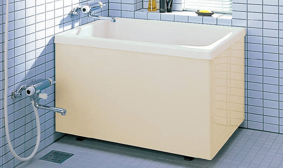 【代引・後払い不可】INAX 浴槽 バスタブ ポリ浴槽 PB-1002C/L11 (右/左排水共用) ポリエック お風呂 1,000サイズ 和風タイプ 3方全エプロン【４Tトラック入れる道まで】【1階軒先でのお渡し】【携帯番号必須】【純正品】