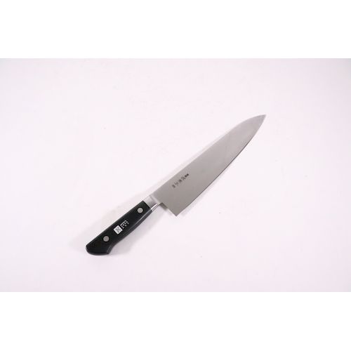 【1個入】4956856727041 北正 源兼正 牛刀 270mm ツバ付 包丁 業務用牛刀包丁 洋包丁 黒柄ツバ付