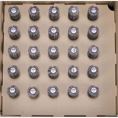 【即納在庫品】「直送」トラスコ TRUSCO UF3025-80-50P まとめ買い フラップホイル外径３０×２５×軸径６ ８０＃ ５０個入UF30258050P3100 8183269