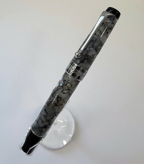 送料無料 アウロラ オプティマ ブラックパール F AURORA OPTIMA blackpearl Fountain pen 万年筆 996-CGF 高級筆記具 ギフト プレゼント 誕生日 ラッピング無料 入学祝 就職祝|ぶんぐはうす 大山