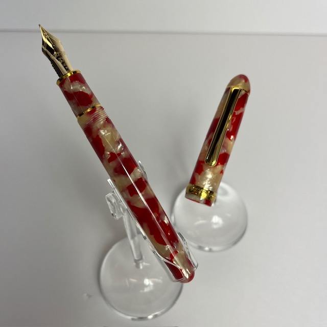 楽天市場】プラチナ万年筆 金魚 細字 中字 #3776 センチュリー ＃24