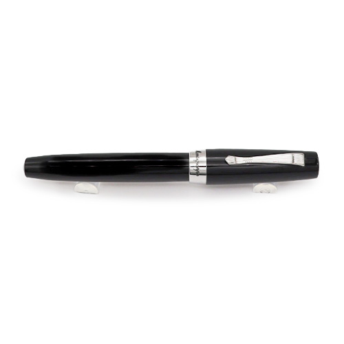 【10%OFFクーポン券】モンテグラッパ エルモ02 筆 F細字 ジェット機黒いこと Montegrappa 製造業者品番ISE2R2AC