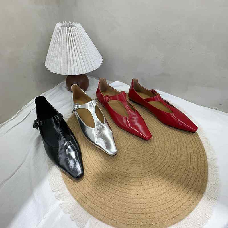 パンプス レディース 革 置き目踵 ポインテッドトゥ T同盟罷工さあ美 無地 傾斜面踵 お上さん靴 心地よい 歩き分かりやすい 上滑り打ち切り 春夏 秋冬 黒いこと 赤いこと しろがね色(x2)