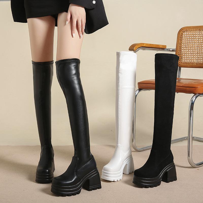 ブーツ レディース 気が大きい大きさ 厚底 チャンキーヒール ロングブーツ ニーハイブーツ 雨合羽 秋冬 黒 白(x2)