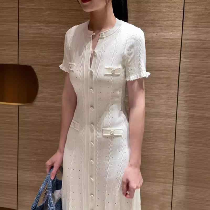 ワンピース レディース フレンチスタイル ニットワンピース 木耳フリル 膝下丈 Aライン 半袖 丸首 アイボリー ブラック ワインレッド レッド エレガント 通勤｜ブリルビ