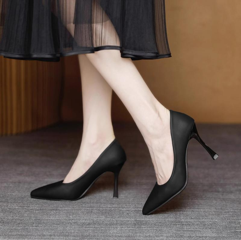 高跟パンプス レディース 革 ポインテッドトゥ ピンヒール 6cm 9cm オフィス 通勤 普段使い フォーマル 春夏秋冬 ブラック 黒 アイボリー ベージュ