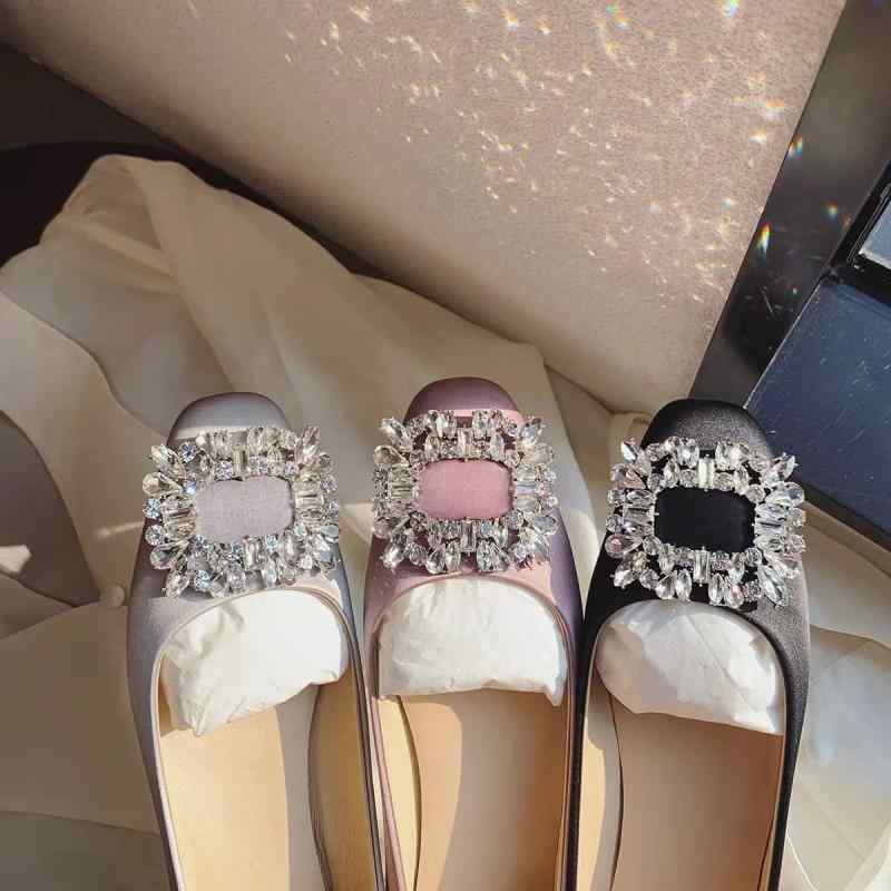 パンプス レディース フラット ローヒール スクエアトゥ 調 ラインストーン スリッポン 結婚式 パーティー 春夏 秋冬 グレー グレー 黒 ブラック 34 35 36 37 38 39 40