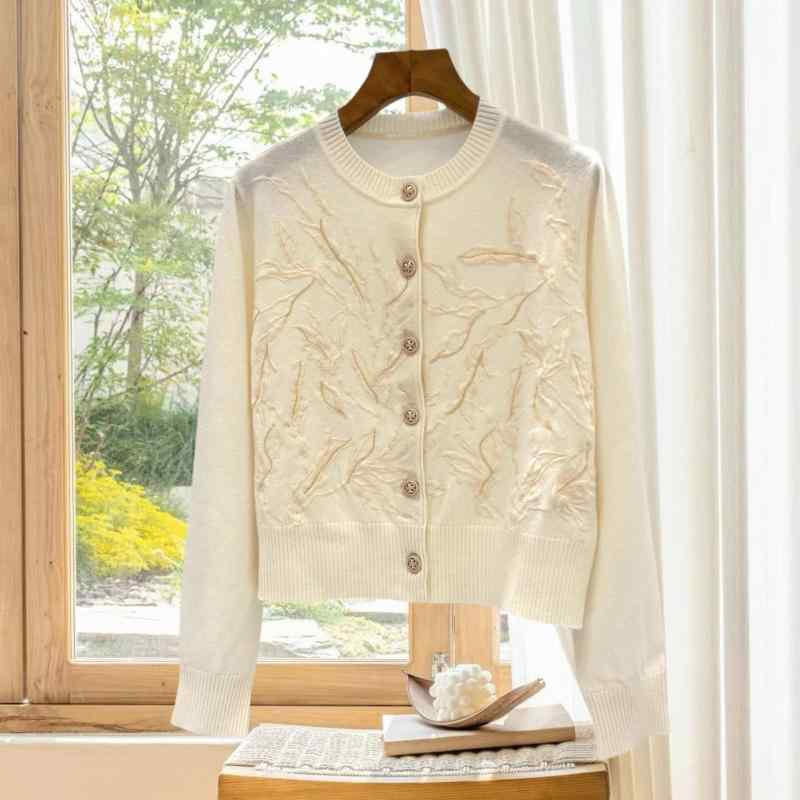 カーディガン レディース 羊毛 羊? ニット ミルクティーカラー 花柄 刺繍 秋冬 長袖 ラウンドネック ゆったり 普段使い