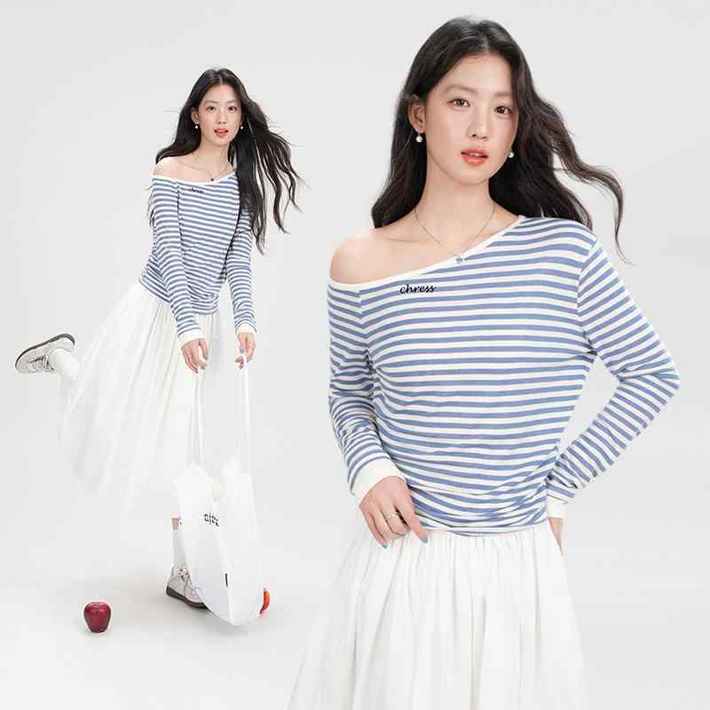 Tシャツ レディース 春 トップス 長袖 ストライプ 斜めがけ 肩出し 刺・墸 スリムフィット ブルー 青系 伸縮性 カットソー