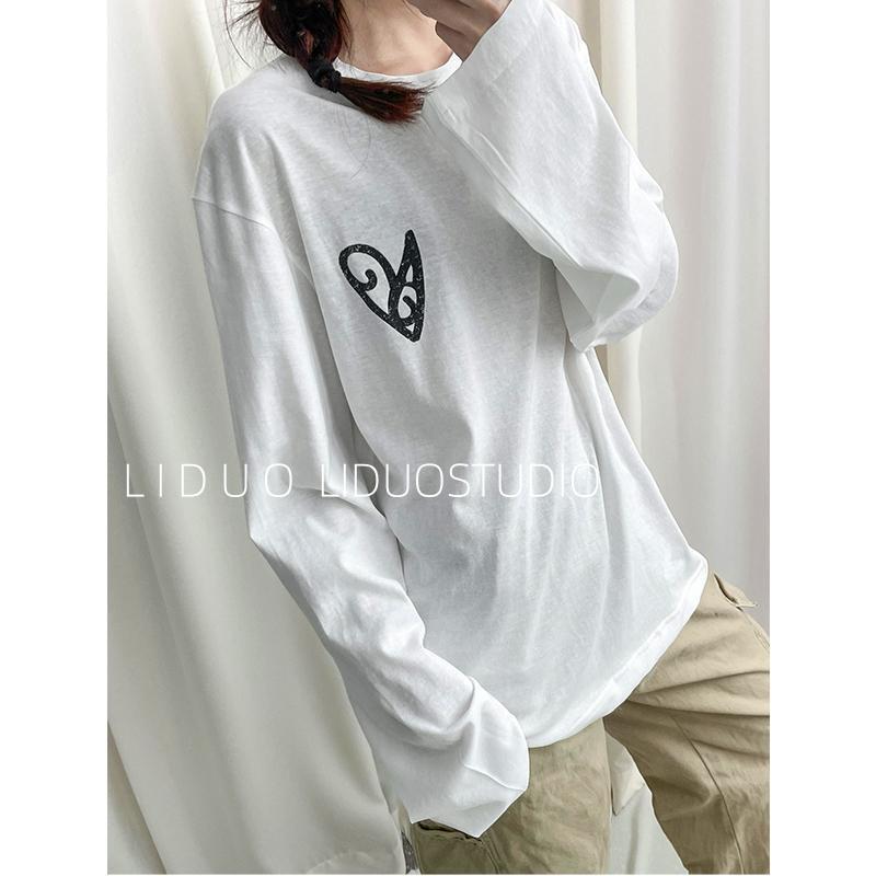 Tシャツ レディース トップス 長袖 ラウンドネック 愛心柄 プリント ゆったり かわいい 薄手 春 通勤 ホワイト コットン(x2)