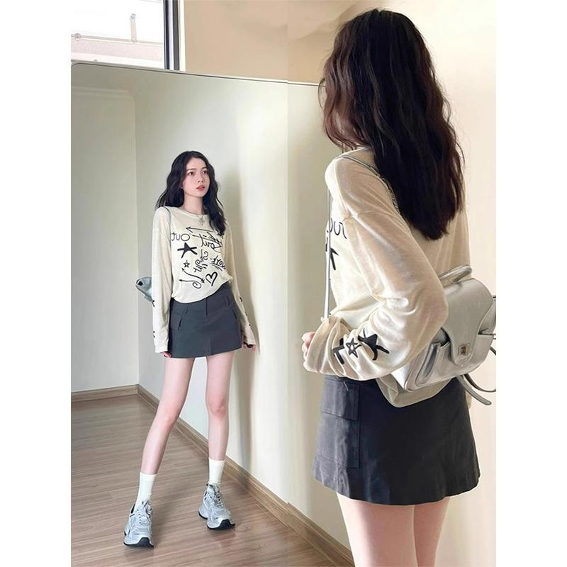 Tシャツ レディース 韓国 グラフィックプリント ホワイト 白 長袖 トップス ゆったり 接触冷感 紫外線対策 普段使い