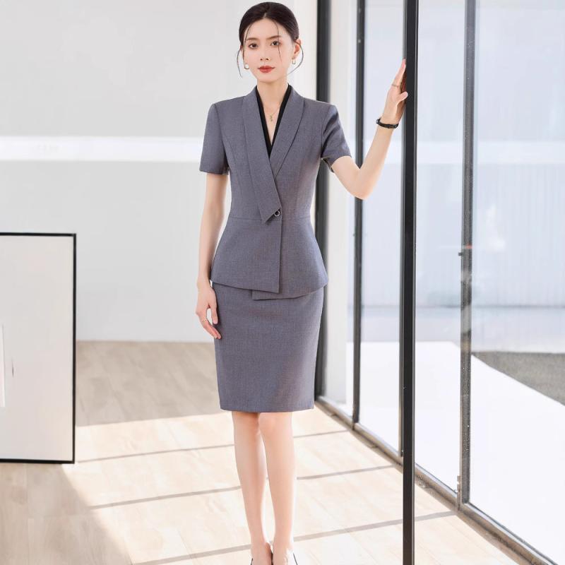 背広 レディース 薄っぺら 薄墨色系 ポリエステル 御役目服 泊まり 向こう正面 受け付け 執務室 美容院 赤ちょうちん ユニフォーム 深青 紺色 薄墨色 スコート ズボン下 プルオーバー 半袖 3分袖 種類釣りあい S M L XL 2XL 3XL 4XL(x7)