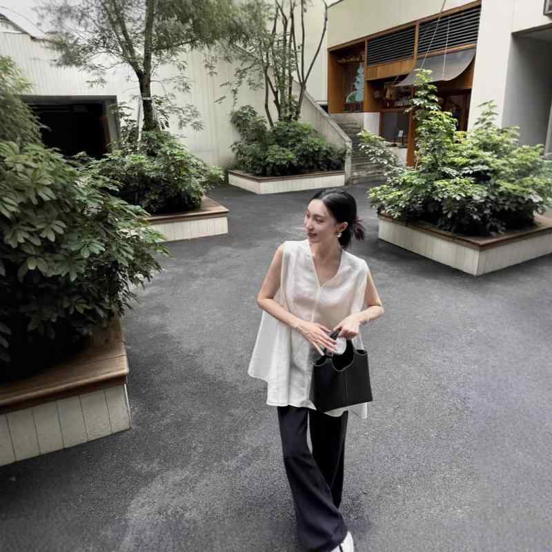 限りない レディース 春夏 Vのど頚 麻 麻 リネン ゆったり テイ同盟罷業 ノースリーブ トップス 黒いこと 白いこと 黒 白 リネン組み合わせる 成年者うしろ帯 好いたらしいめ