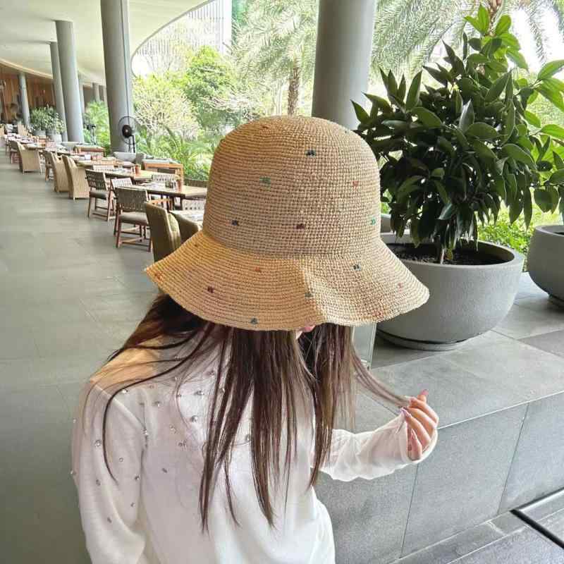 麦わら帽子 レディース 春夏 漁夫帽 遮陽 UVカット つば広 手編み 帽子 ハット 紫外線対策 旅行用 外出用 お洒落 かわいい2