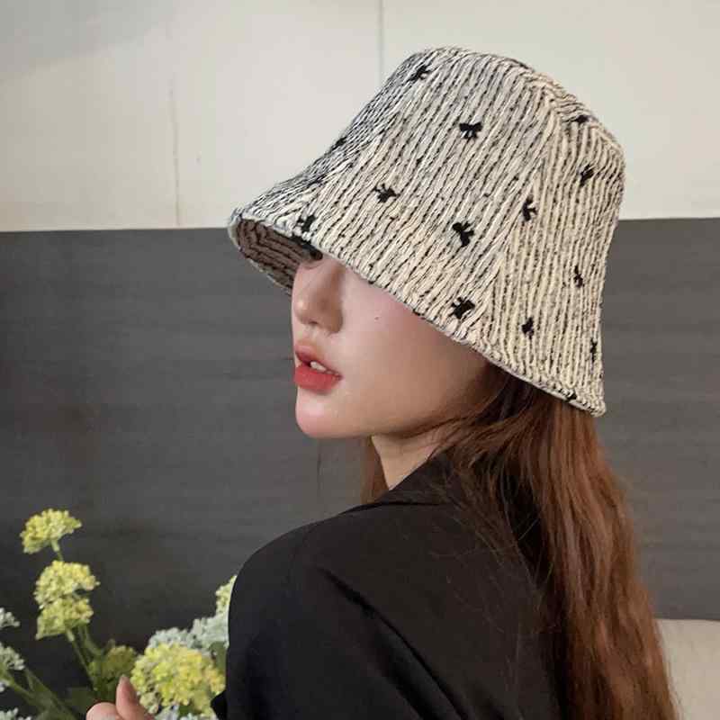 麦わら帽子 レディース ストライプ 漁夫帽 小顔効果 UVカット 日焼け防止帽子 春夏 秋冬 ハット ベレー帽 コットン 通気性 保温 防風 カジュアル エレガント キュート2