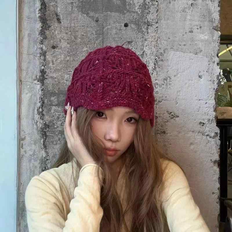 ニット帽 レディース 秋冬 防寒 小顔効果 ビーニー キャップ おしゃれ カジュアル 手編み あったか 暖かい ブラック ワインレッド グリーン コーヒー色 グレー ホワイト ベージュ2