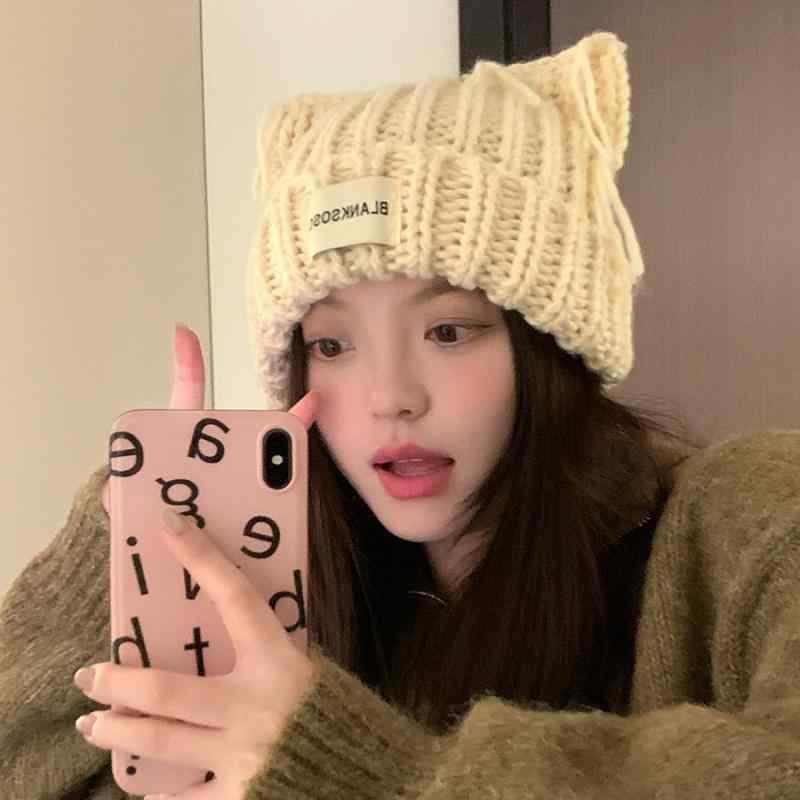 ニット帽 レディース 秋冬 兔耳 かわいい 毛糸 帽子 防寒 イヤーマフ 小顔効果 手編み風 ブラック オフホワイト ベージュ オリーブグリーン2