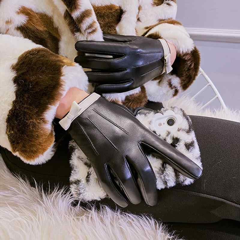 手袋 レディース 女性用 冬用 スマートフォン対応 レザー グローブ 羊革 シック 防寒 暖かい 自転車 バイク 通勤 普段使い