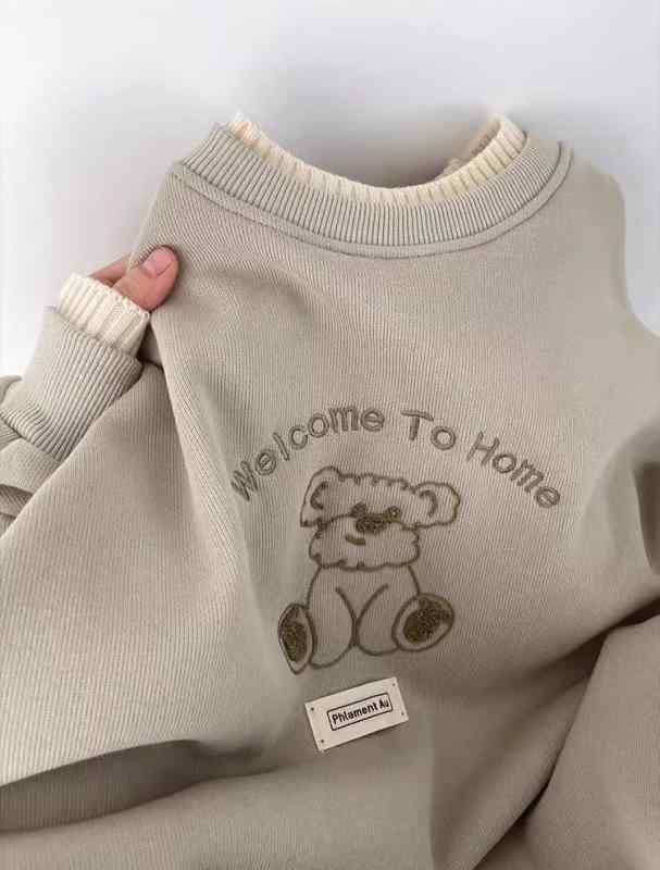 スウェット レディース 小熊 刺繍 ラウンドネック トレーナー 秋冬 トップス ゆったり 厚手 暖かい 韓国風 カジュアル 浅ブルー カーキ M L XL 2XL
