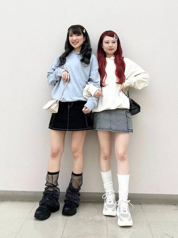パーカー レディース 秋冬 小柄 かわいい プリント 裏毛 フーディー 白 ブルー グレー ブラック コットン ポリエステル 長袖 カジュアル2
