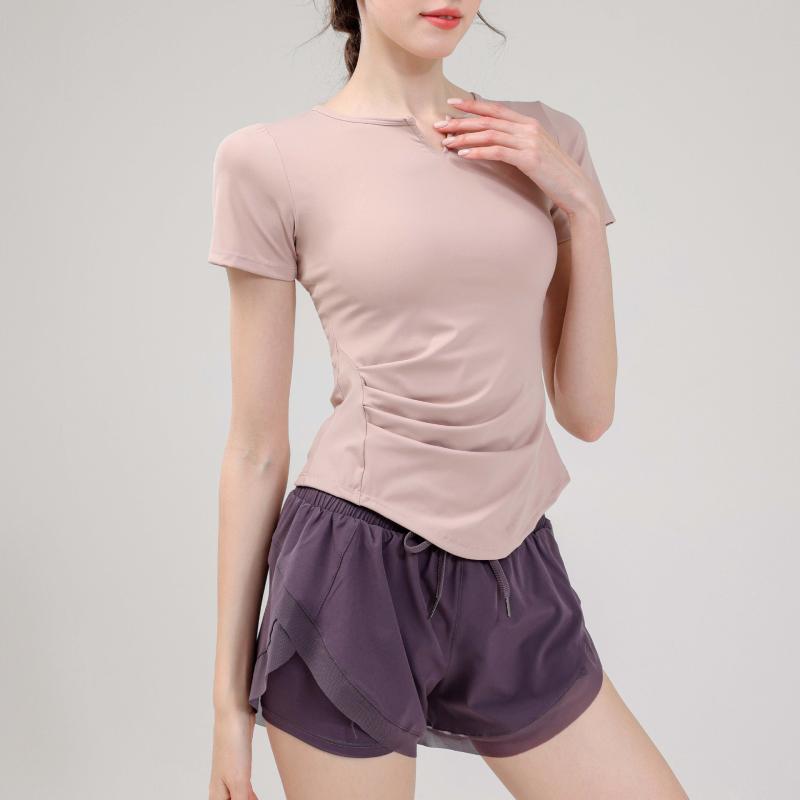 ヨガウェア レディース スポーツウェア トレーニングウェア セットアップ 半袖 Tシャツ ショートパンツ レギンス ランニングウェア 吸湿速乾 伸縮性 春夏 秋冬