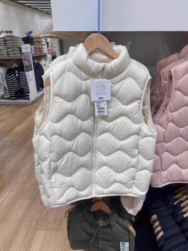 子供服 ダウンベスト 男女兼用 中綿ベスト キッズ ライトダウン ジャケット アウター 防寒 チョッキ 8歳以上 秋冬 140cm以上 普段使い かわいい オリーブ色 ブラック ベージュ ピンク系