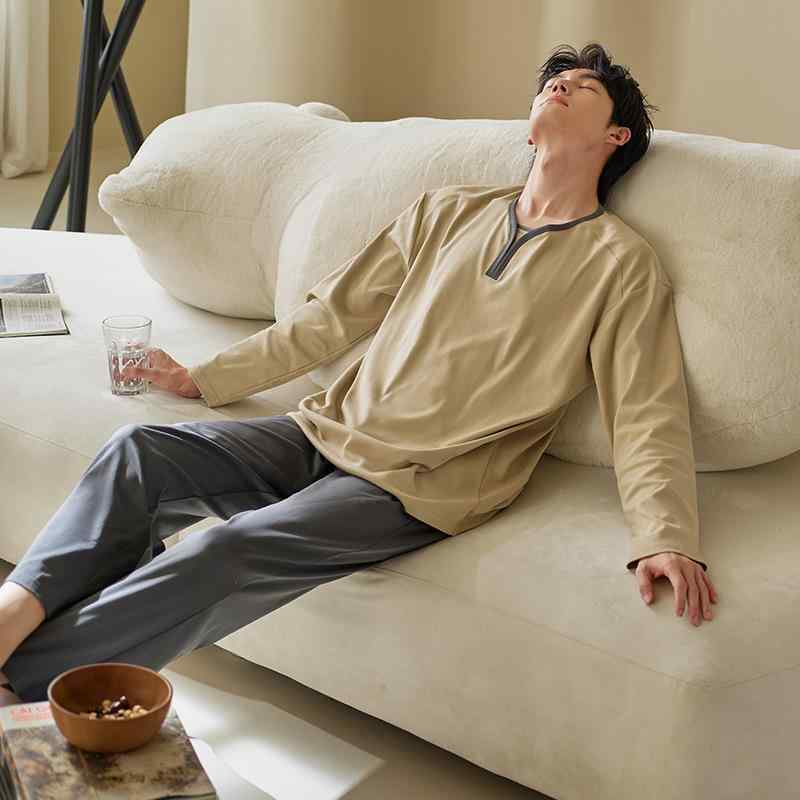 パジャマ メンズ 成人男性用 セットアップ お部屋お召しもの 綿織物 伸縮性 伸び伸びする お召しもの 長袖 長ズボン 丸首 春夏 秋冬 お部屋着 寝巻き 大麦の粒色 有り明け方橘 メンズ-ルームウェア-ナイトウェア・ルームウェア