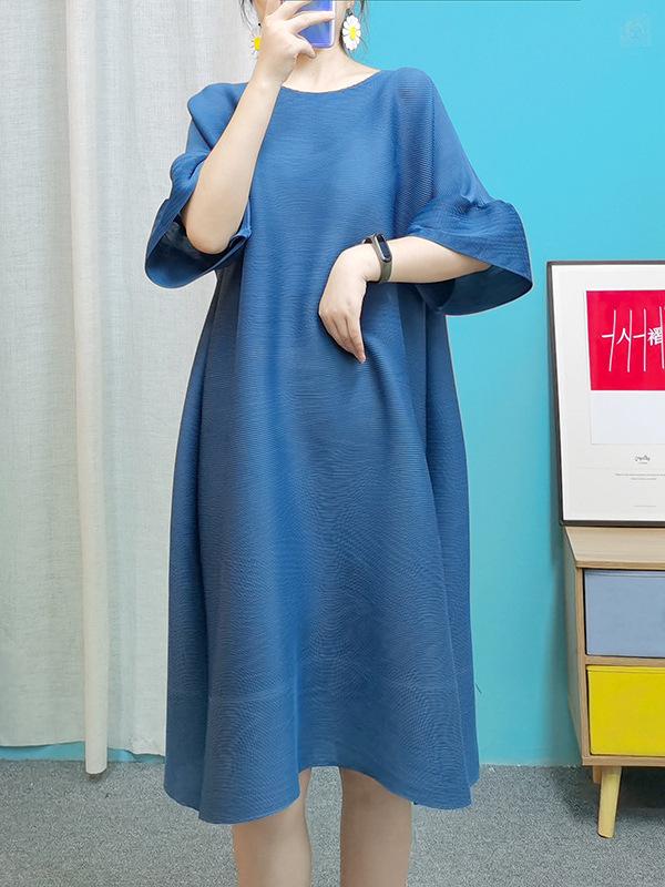 ワンピース レディース 三宅イッセイ 褶皺加工 Aライン ラウンドネック 7分袖 春夏秋冬 ゆったりサイズ 普段使い 通勤用 形状記憶 ポリエステル2｜ブリルビ