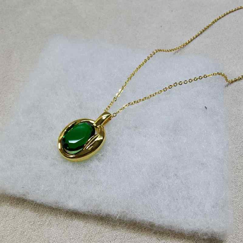 ネックレス レディース 高見え アンティーク風 エメラルド 水晶 チョーカー 小さめ 華奢 水波チェーン ゴールド
