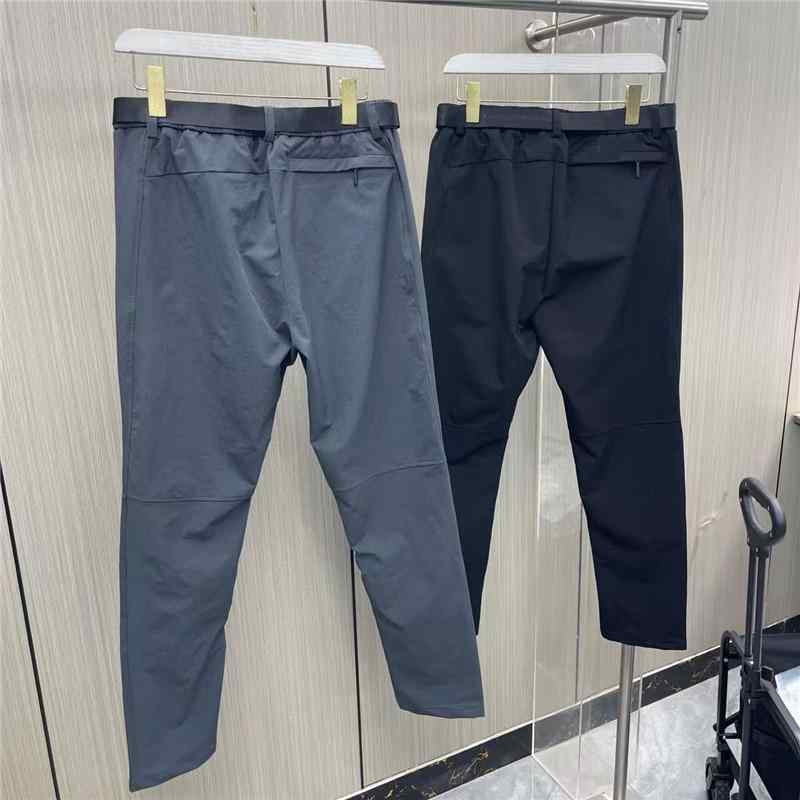 ズボン下 成人男性用 撥水 防風 引っ切り無いズボン下 心地よいズボン下 アウトドアお召しもの 真っただ中酉の方角 黒いこと 薄墨色 ポリエステル その他-日用品雑貨・文房具・手芸